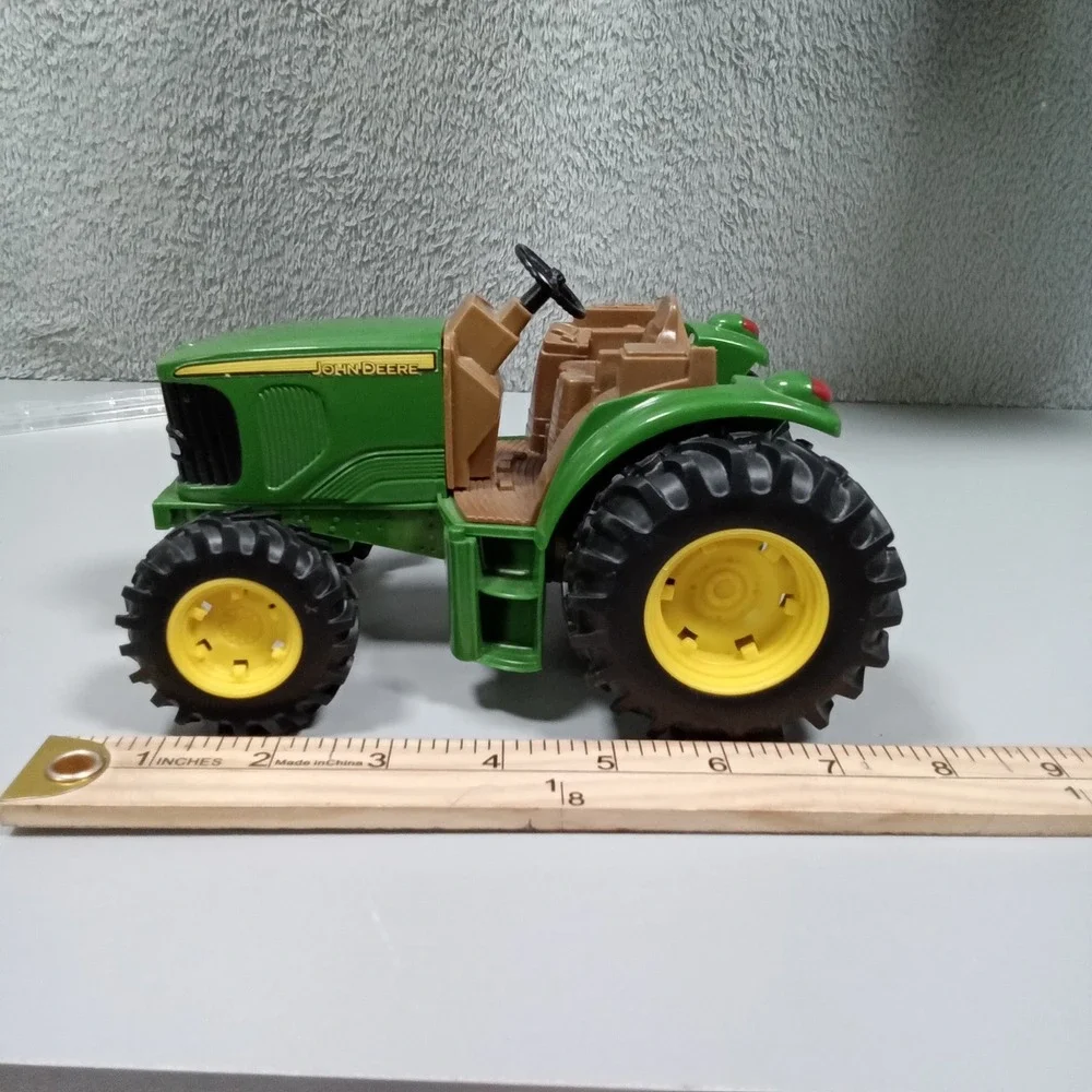 John Deere Ertl Green Toy Tractor Plastic Rolling‎ Farm Vehicle G0314WY00 Kids